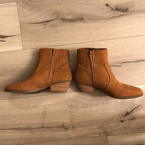 NEW Guess booties - Picture 5 of 13